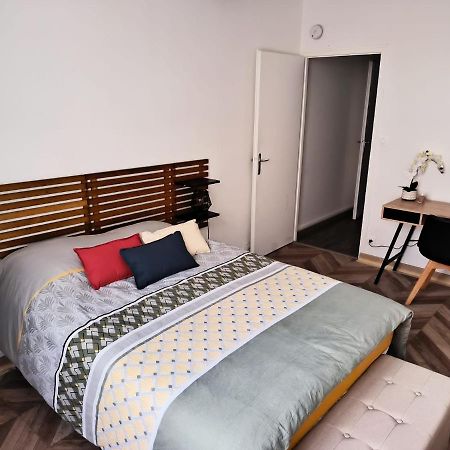 Ferienwohnung Le Temps D'Un Moment Troyes Exterior foto